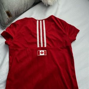 athletic canada tee